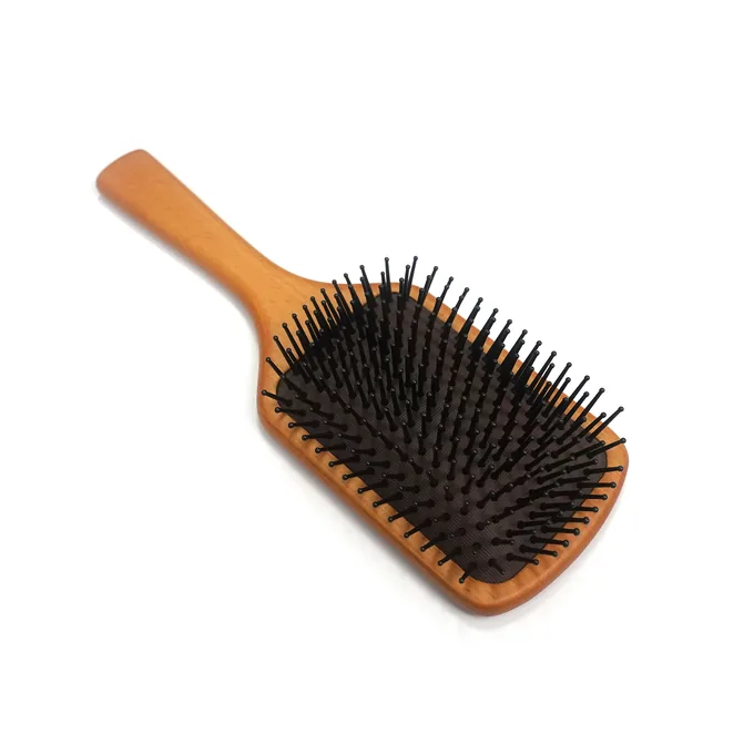 Colour-sprayed beechwood paddle brush in the 22 cm everyday size